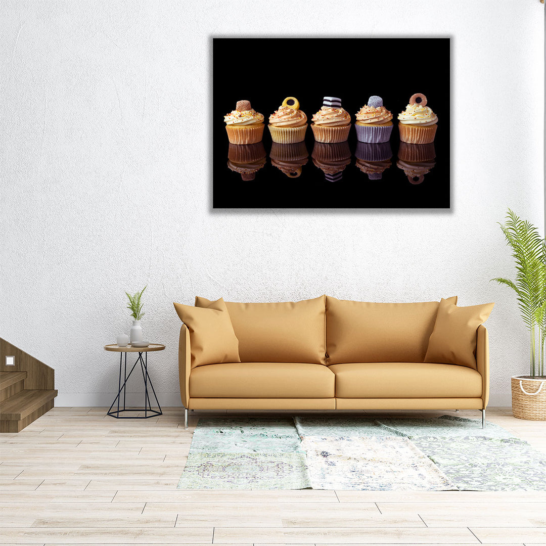 24x18 canvas print cupcake art detail