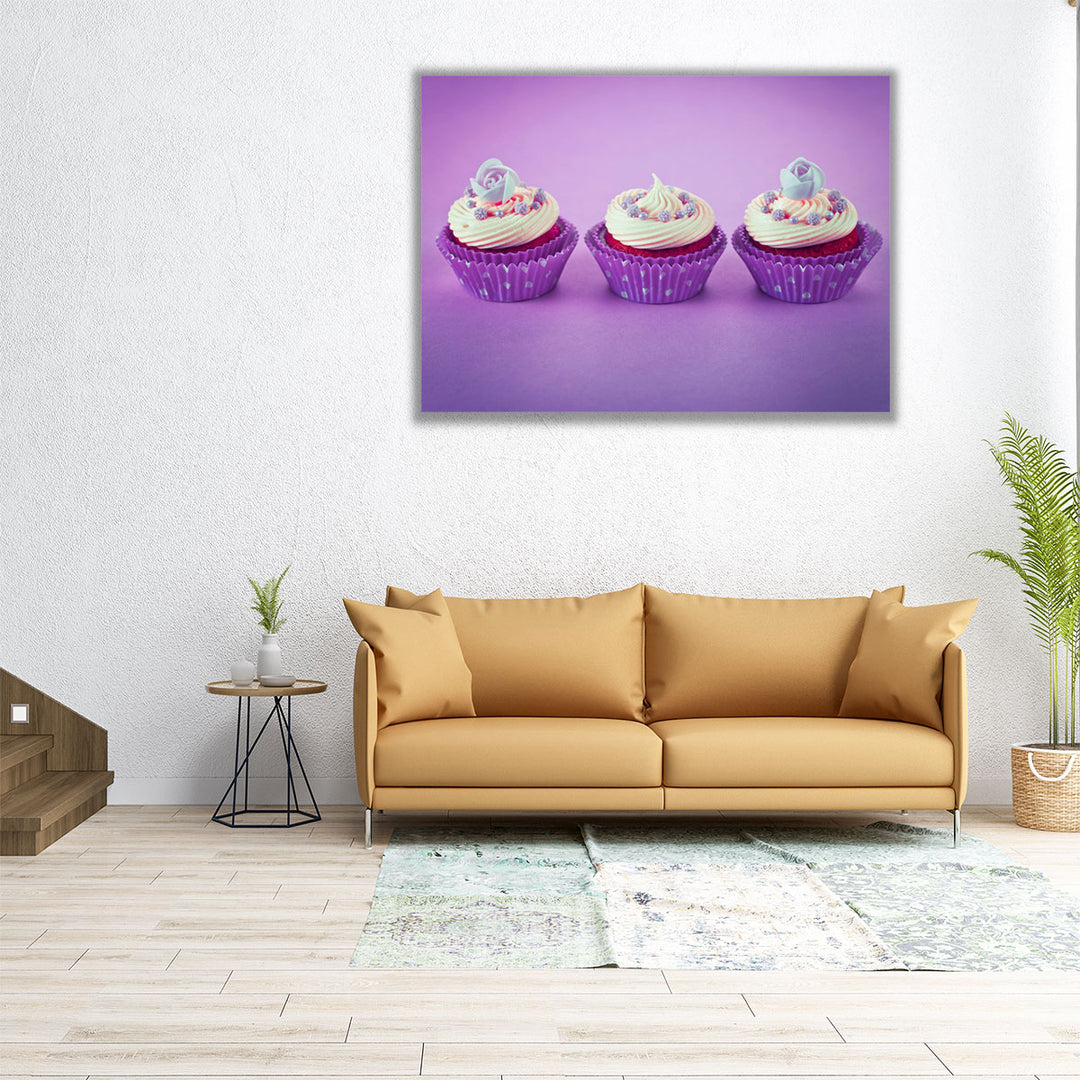 dining room cupcake décor