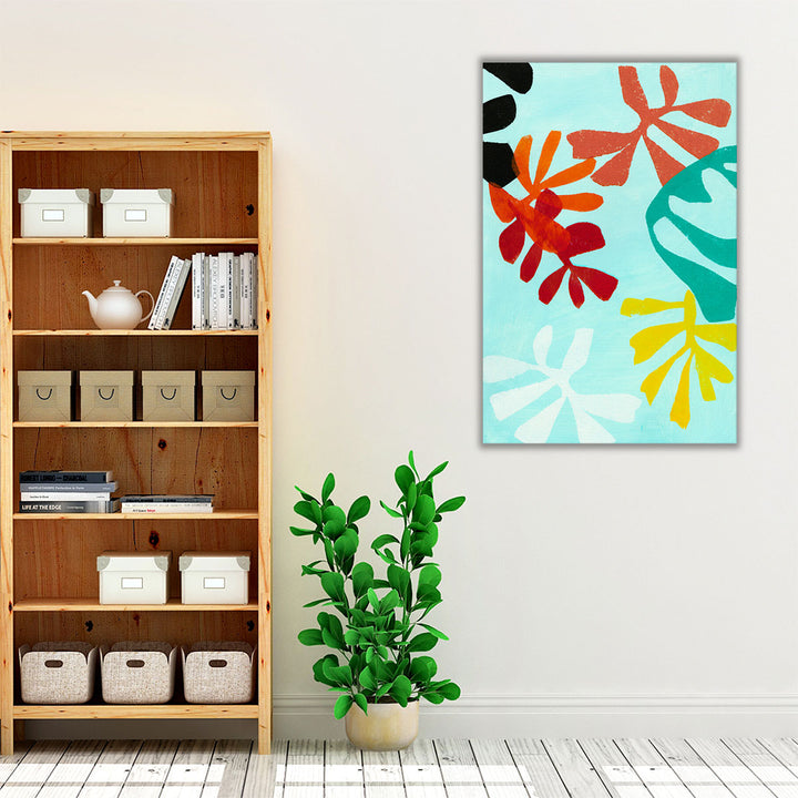 Living room wall art island-inspired décor
