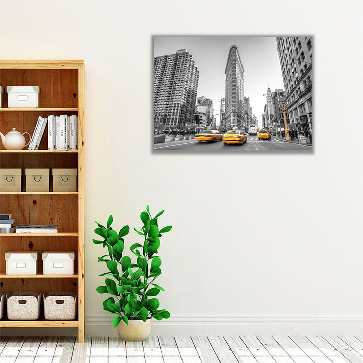 Yellow Taxis, Flatiron Building, Manhattan, New York - Canvas Print Wall Art