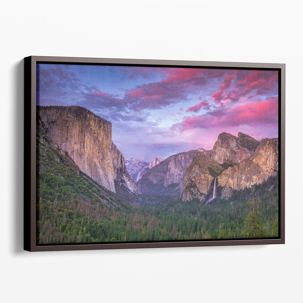 Vibrant Sunset Over Tunnel View in Yosemite National Park - Canvas Print Wall Art