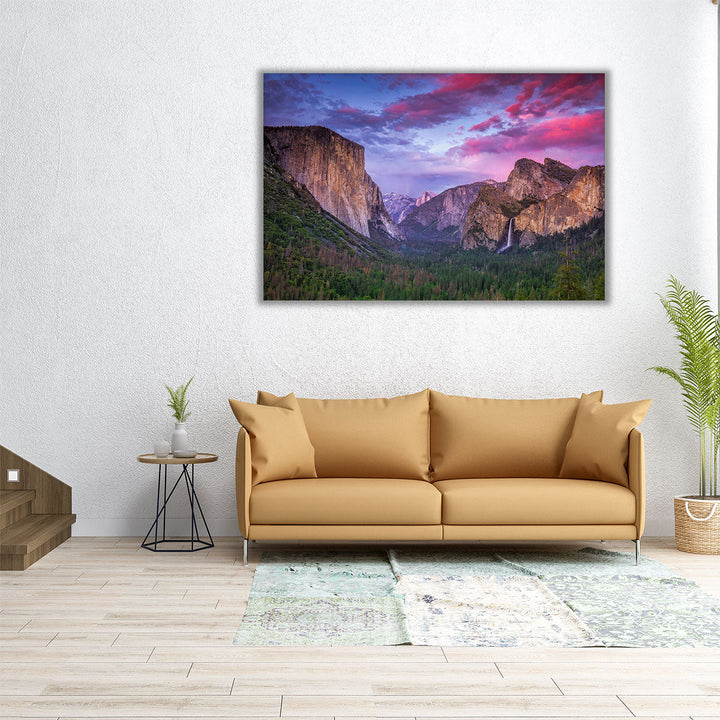 Vibrant Sunset Over Tunnel View in Yosemite National Park - Canvas Print Wall Art