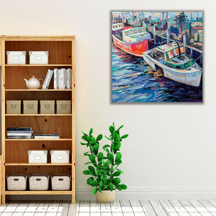 Lil Bit - Canvas Print Wall Art