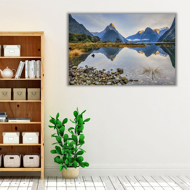 Milford Sound, Fiordland, in New Zealand - Canvas Print Wall Art