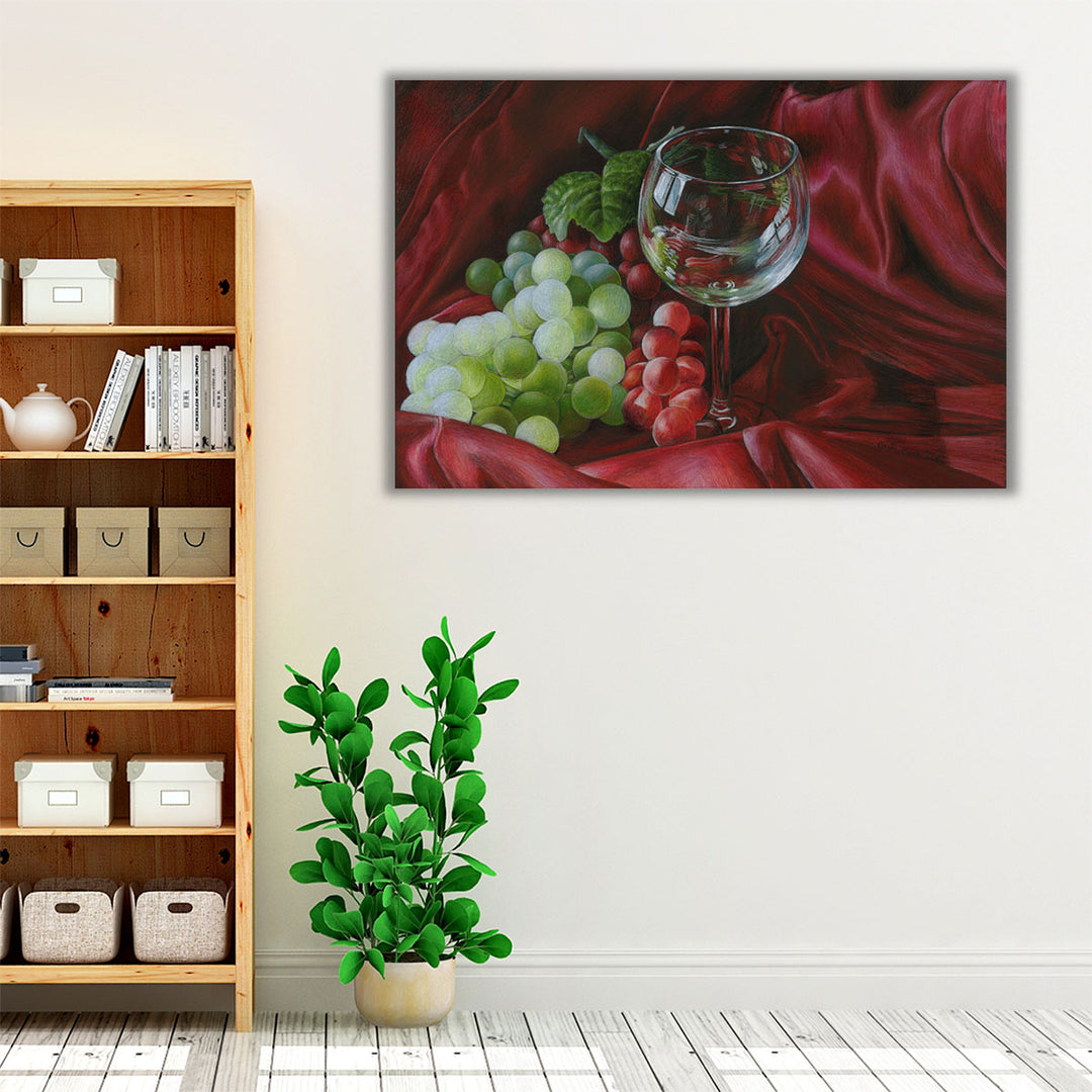 green and red grapes – elegant food artwork